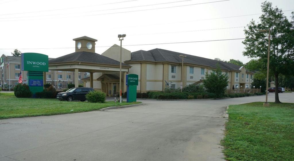 The Regal Hotel Carthage Exterior photo
